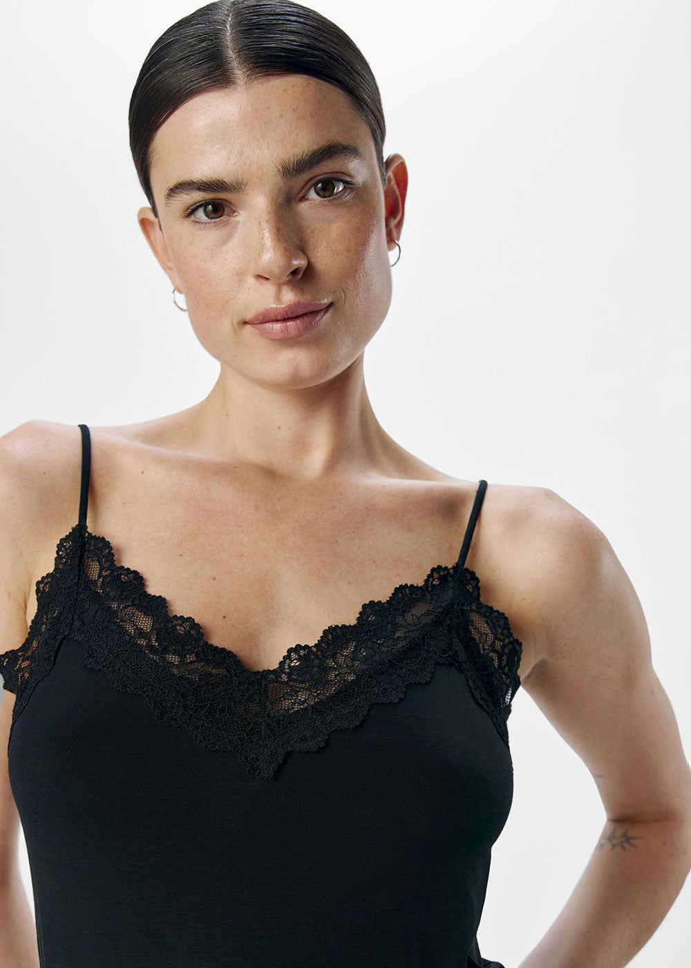 OBJLEENA Lace Camisole - Black - Domino Style