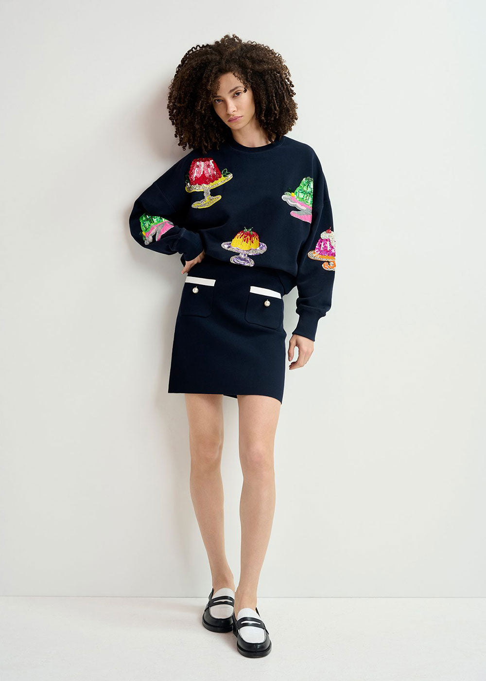 Hake Sequin Sweatshirt - Domino Style