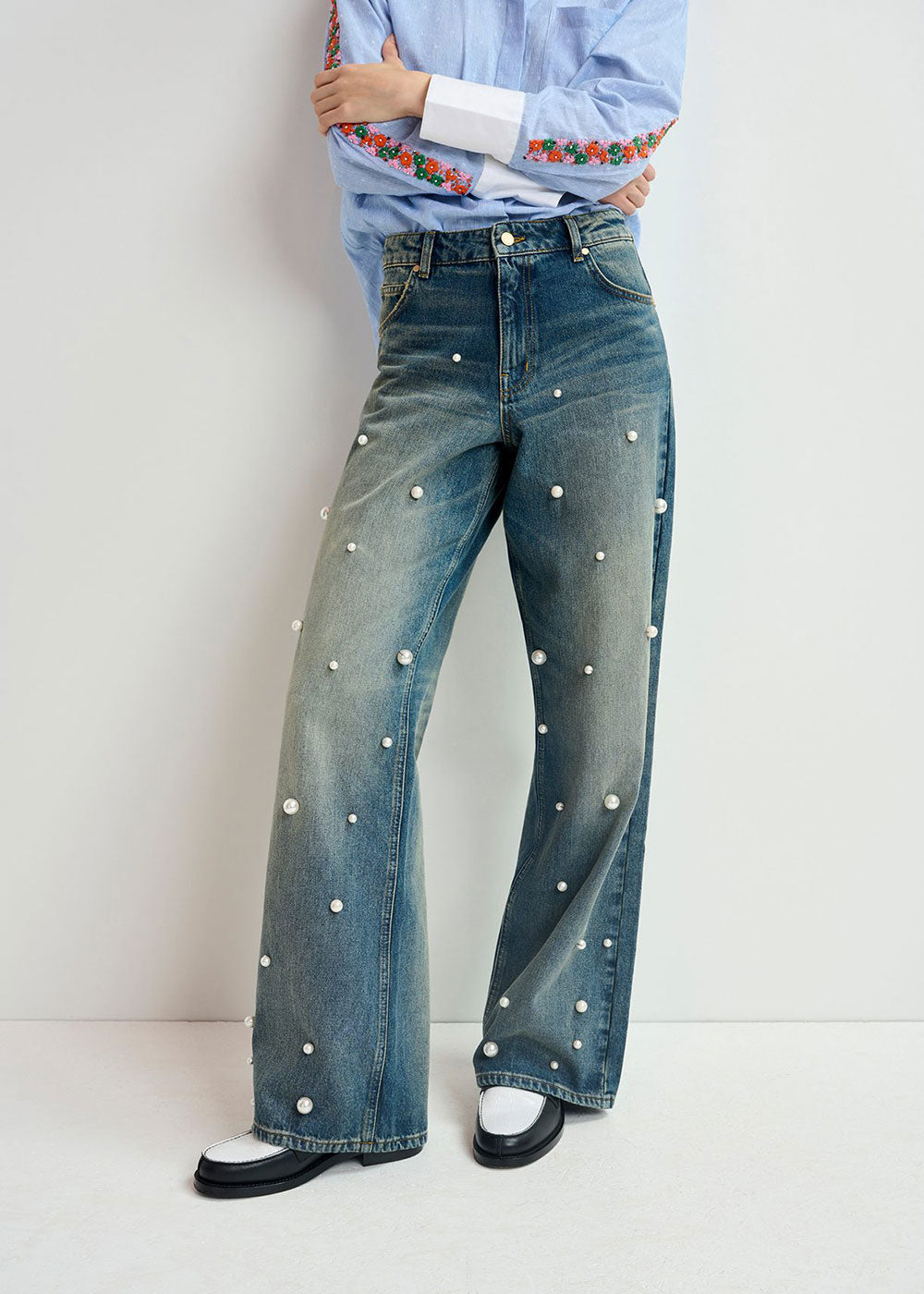 Held Pearl Embelished Jeans - Domino Style