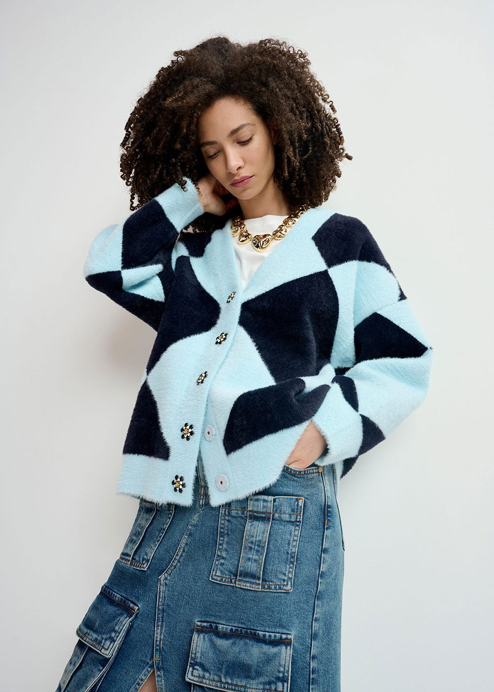 How Cardigan - Blue - Domino Style