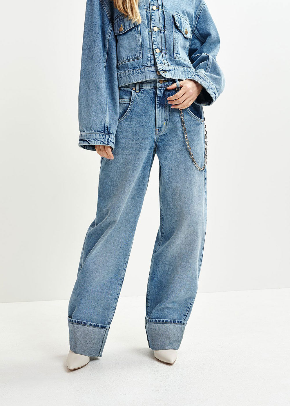 Barrel Leg Jeans - Domino Style