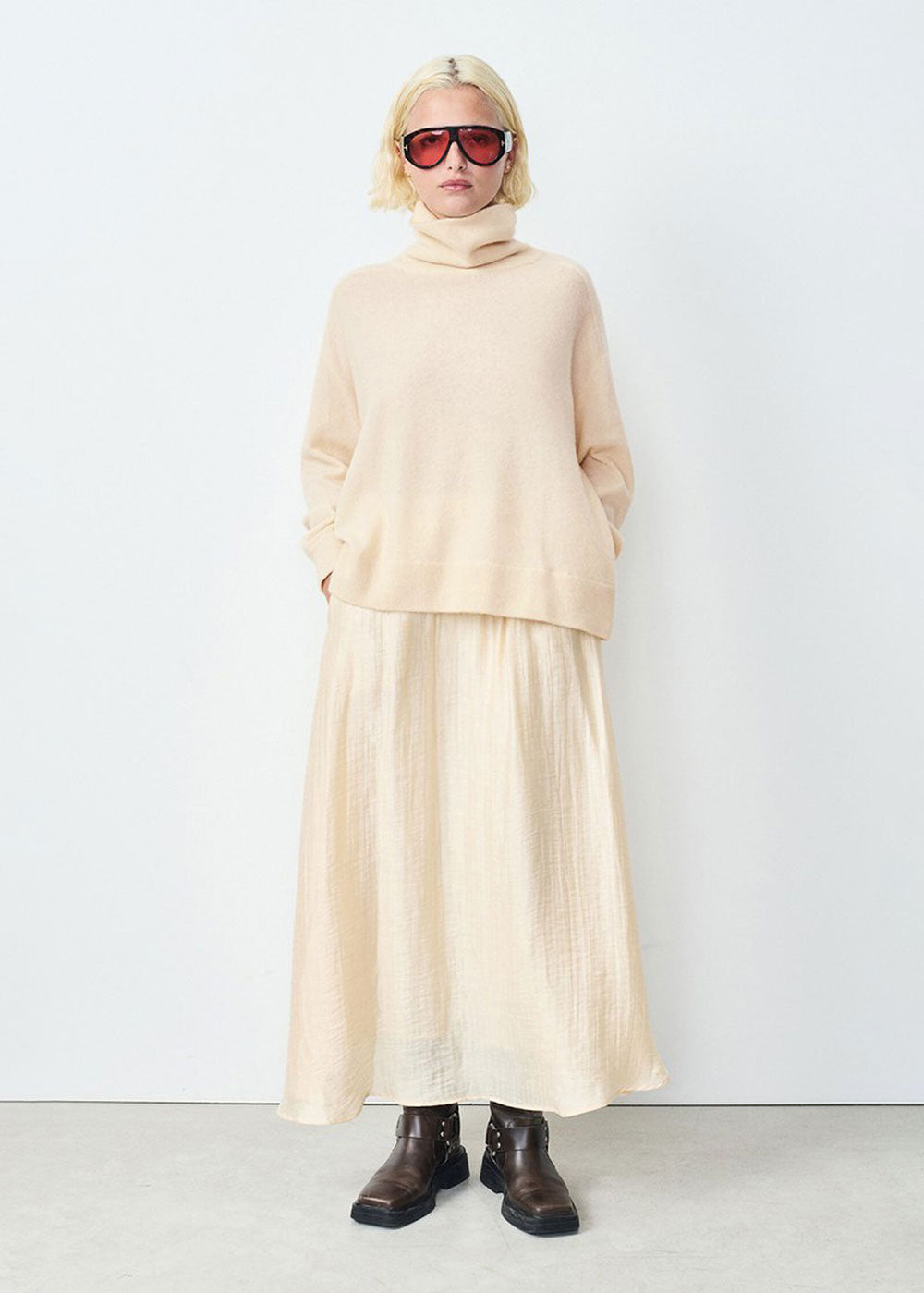 Raxow Turtleneck Jumper - Nude - Domino Style