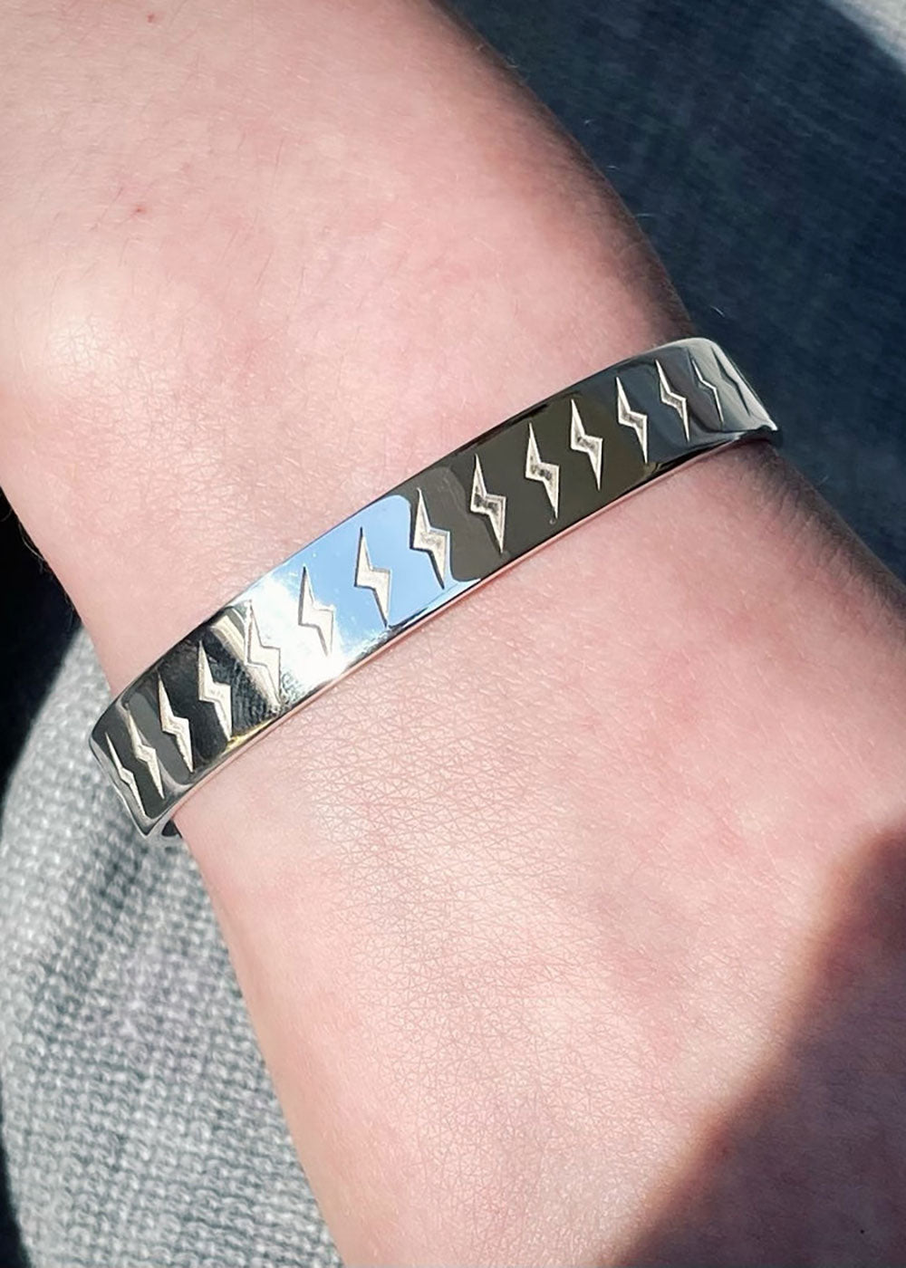 Lightning Bolt Engraved Bangle - Small - Domino Style