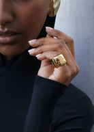 Flowy Ring Gold - Domino Style